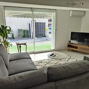 Appartement Zin And Green Jacuzzi Superbet2 Spacieux Idealement Situe, Vitrolles (Bouches-du-Rhone)